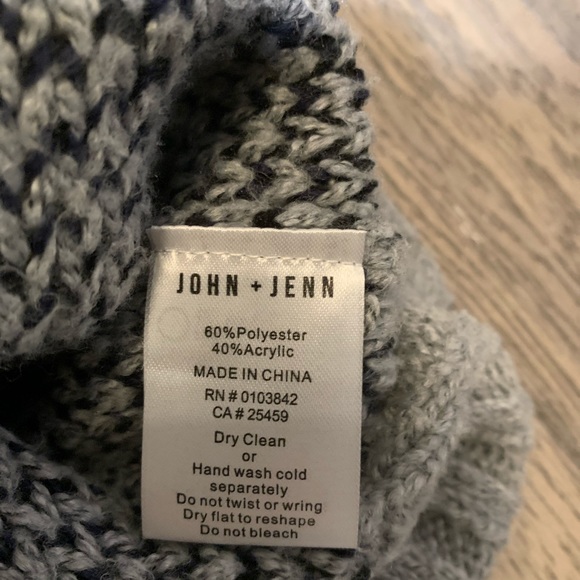 JOHN and JENN chunky mock neck sweater - Picture 8 of 8